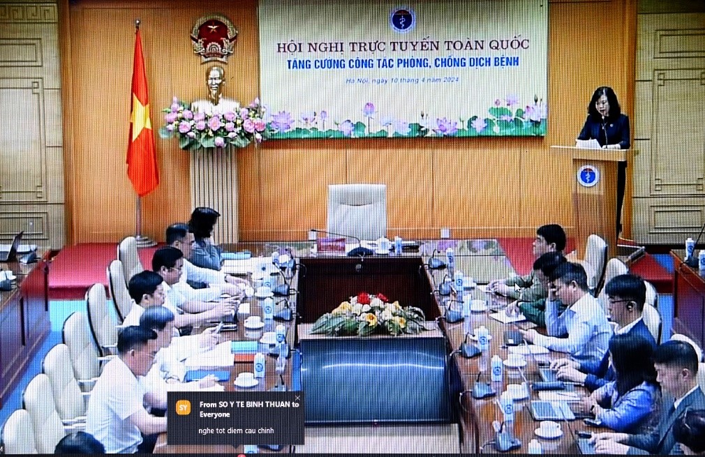 Chủ động triển khai các biện pháp khống chế dịch bệnh, bảo vệ sức khỏe người dân